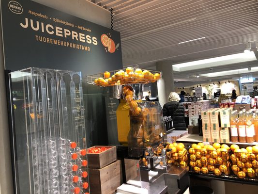 Stockmann Helsinki City Center by null