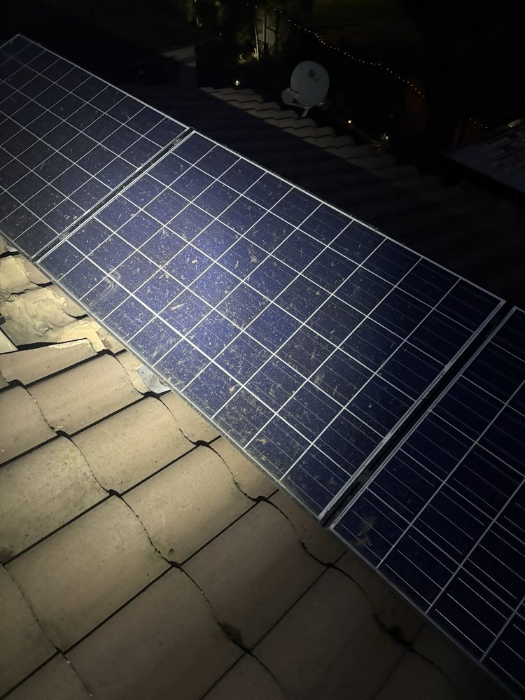 Slide of Tim Jones Roofing