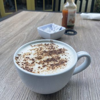 Oakhurst Café - Chai latté - Breakfast & Brunch Near Me - Charlottesville, Virginia Oakhurst Café - Chai latté - Breakfast & Brunch Near Me - Charlottesville, Virginia