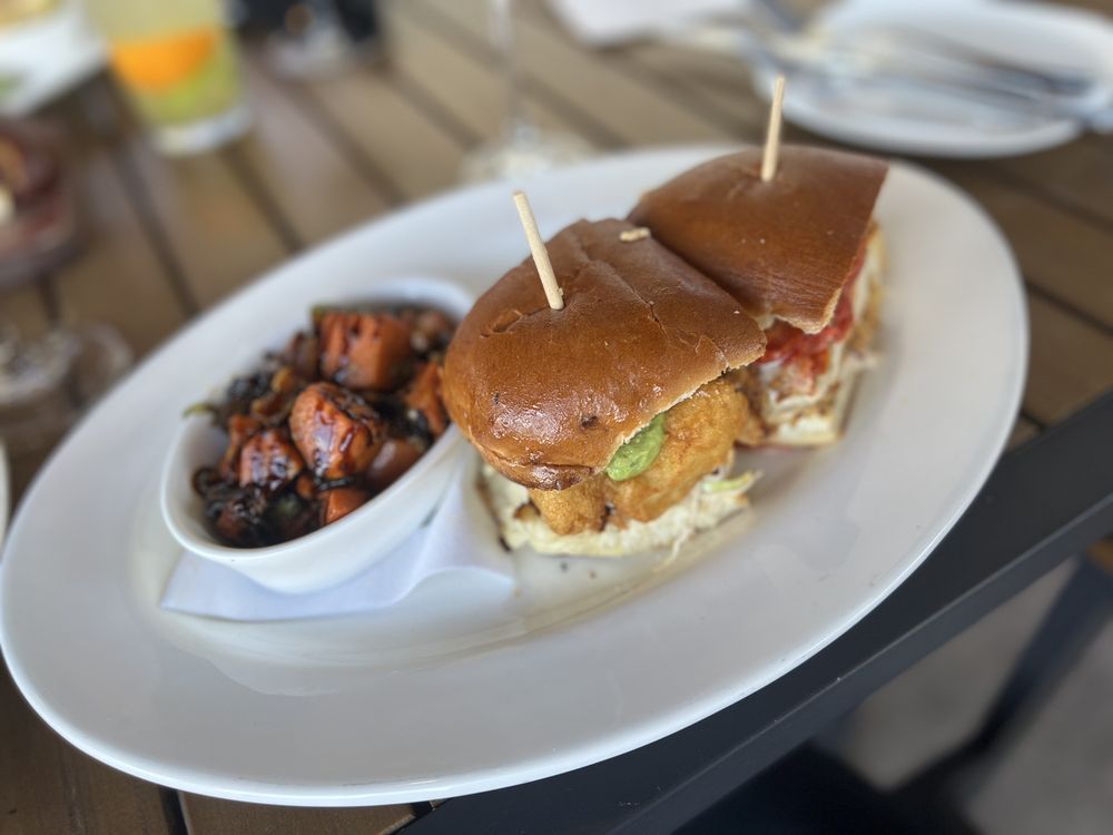 Cooper's Hawk Winery & Restaurant - Jacksonville