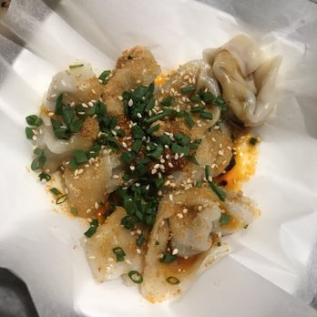 唐宮小聚 - Spicy wontons - Dim Sum Near Me - Hong Kong, HK