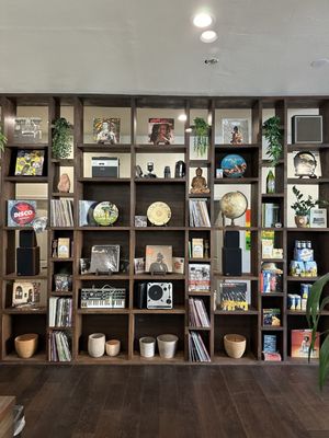 De La Playa Records & Leisure by null