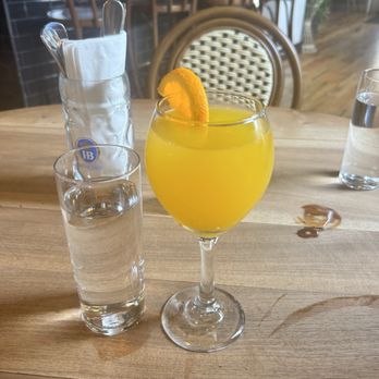Gralehaus - Mimosa - Beer Bar Near Me - Louisville, Kentucky