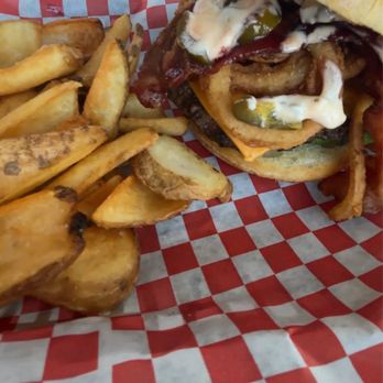 Burgers & Barley - Daily special - Burgers Near Me - American Fork, Utah Burgers & Barley - Daily special - Burgers Near Me - American Fork, Utah
