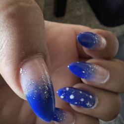 Almond shaped nails with Dec flair