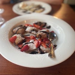 Battle Street Bistro - Beignets with chocolate sauce and strawberries. Absolutely delicious