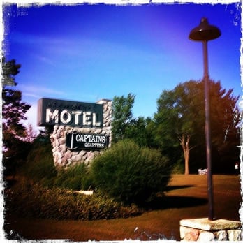 Captains Quarters Motel - Cap'n - Hotels Near Me - Saugatuck, Michigan Captains Quarters Motel - Cap'n - Hotels Near Me - Saugatuck, Michigan