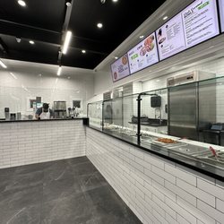 Redefine Eatery - Assembly line ordering.