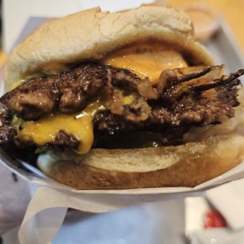 Burger Club - Blondy - Burgers Near Me - San Jose, California Burger Club - Blondy - Burgers Near Me - San Jose, California