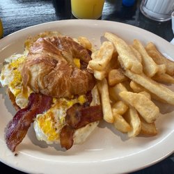 Croissant w/ff