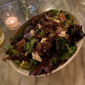 Canard - Fig and goat cheese salad - Wine Bars Near Me - Portland, Oregon Canard - Fig and goat cheese salad - Wine Bars Near Me - Portland, Oregon