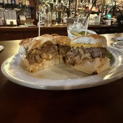 Victoria Pub & Grill - Secret menu, sliders!