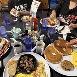 Beaus Cambell Street Diner