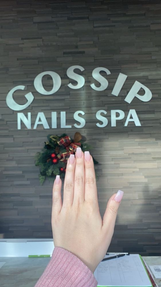 Gossip Nails Spa Logo