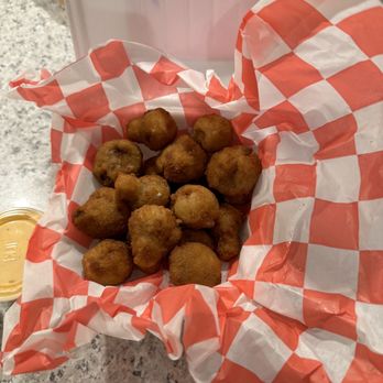Pepperoni's - Black Mountain - Fried mushrooms that we not great - Pizza Near Me - Black Mountain, North Carolina Pepperoni's - Black Mountain - Fried mushrooms that we not great - Pizza Near Me - Black Mountain, North Carolina