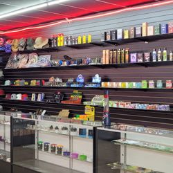 Red Apple Smoke Shop