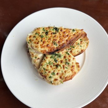 TOWN - Creamy Cheesy La Brea Garlic Bread - Steakhouses Near Me - San Carlos, California