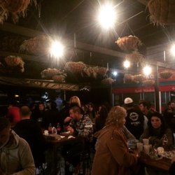 Foodmarket - Energía hermosa, buenísima música, comida para todos los gustos! nos encanta ir con amigas!