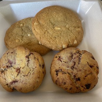 Alpine Alley - Macadamia nut and raspberry cheesecake cookies - Breakfast & Brunch Near Me - Mountainair, New Mexico