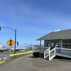 Nauti Mermaid Beach House - View from out front.