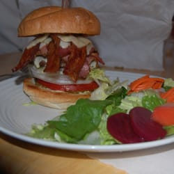 Captain's Table - Captn's Table Great Master'sBurger