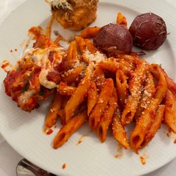 a plate of pasta and meatballs a plate of pasta and meatballs