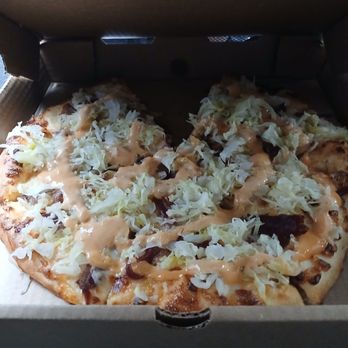 Port O'Pints Brewing - Irish Pizza = Corned beef, thousand island, and sourkraut. - Brewpubs Near Me - Crescent City, California Port O'Pints Brewing - Irish Pizza = Corned beef, thousand island, and sourkraut. - Brewpubs Near Me - Crescent City, California