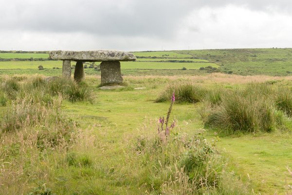 Lanyon Quoit by null