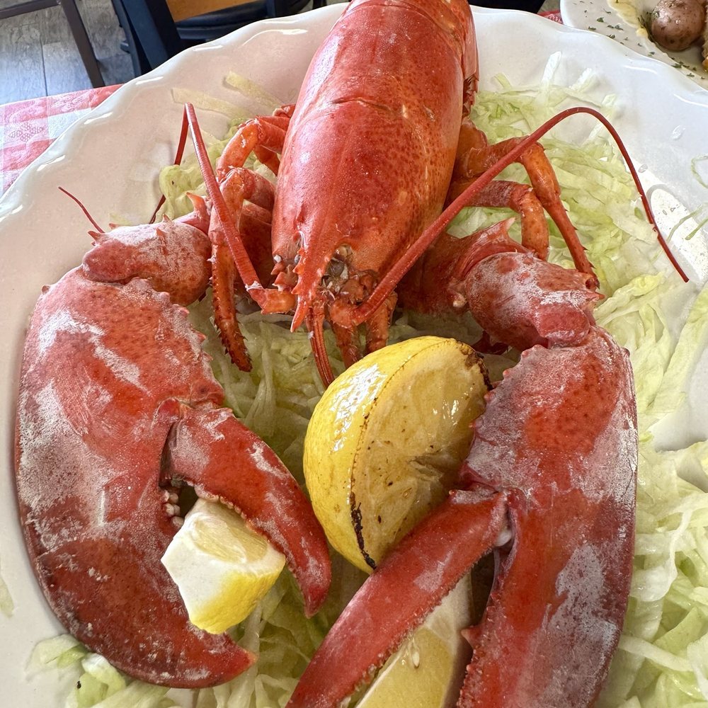 Mom's Nothing Fancy - Lobster - Seafood Near Me - Southington, Connecticut Mom's Nothing Fancy - Lobster - Seafood Near Me - Southington, Connecticut