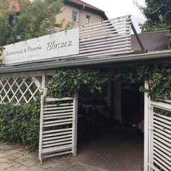 Bluszcz - Entrance