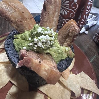 Tulum Mexican Kitchen - Guacamole, con Chicharron $20 - Mexican Near Me - Manteca, California