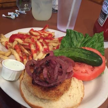 Toast - Crab cake sandwich - Breakfast & Brunch Near Me - Montclair, New Jersey Toast - Crab cake sandwich - Breakfast & Brunch Near Me - Montclair, New Jersey