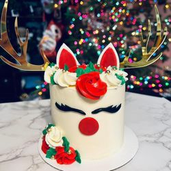 Sweet Bitez - Reindeer custom cake