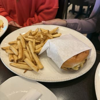 Dos Salsas - Cheese Burger - Tex-Mex Near Me - Austin, Texas