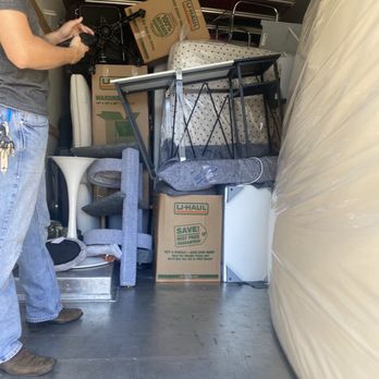 Last Mile Moving - These people will only post good photos on yelp but when they don't care they will place your things like this - Movers Near Me Last Mile Moving - These people will only post good photos on yelp but when they don't care they will place your things like this - Movers Near Me