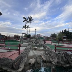 Adventure Mini Golf