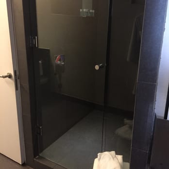 W Santiago - Shower - Hotels Near Me - Santiago, RM W Santiago - Shower - Hotels Near Me - Santiago, RM