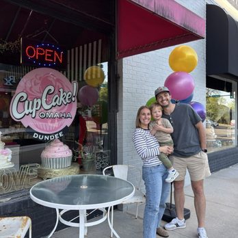 Cupcake! Omaha - Dundee Branch - Cupcakes Near Me - Omaha, Nebraska Cupcake! Omaha - Dundee Branch - Cupcakes Near Me - Omaha, Nebraska