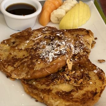 Polo's Café Mango - Coconut French toast - Mexican Near Me - Isla Mujeres, ROO