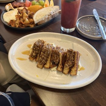 Heck’s Cafe - Baklava French toast - New American Near Me - Beachwood, Ohio