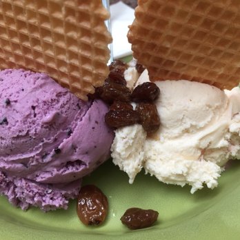 Eiscafe San Remo - eisgekühlte Glasschale - Ice Cream & Frozen Yogurt Near Me - Berlin, BE