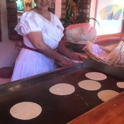 Avilas El Ranchito - Fresh tortillas!!!!