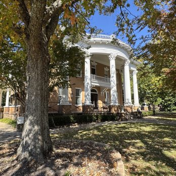 Heritage House - Bed & Breakfast Near Me - Opelika, Alabama Heritage House - Bed & Breakfast Near Me - Opelika, Alabama