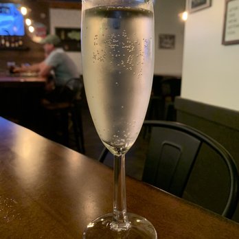 Vici Ristobar - Moscato - Bars Near Me - Durham, North Carolina