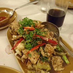 Thai Orchid - Gai Pad Mammun Hoi