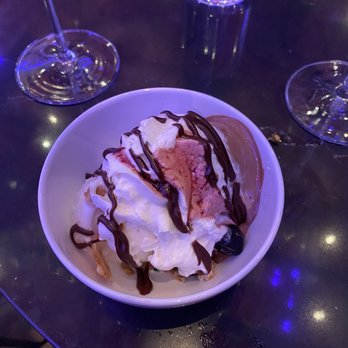 Fuhu - Ice cream sundae - tasty! - Asian Fusion Near Me - Las Vegas, Nevada Fuhu - Ice cream sundae - tasty! - Asian Fusion Near Me - Las Vegas, Nevada