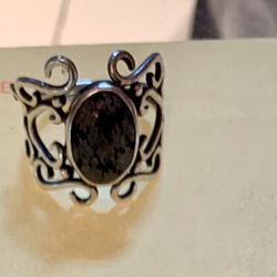 Gemset of Saratoga - Ring the day I dropped it off, you can sort of see on the top left the piece that is bent/damaged.
