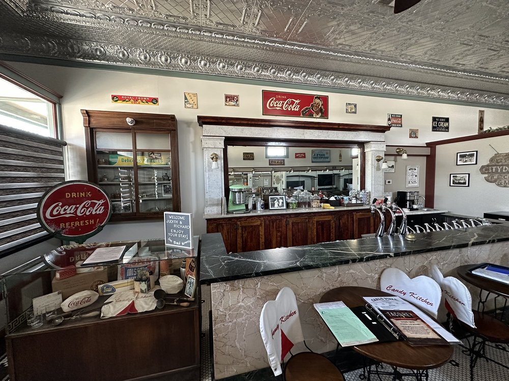 CANDY KITCHEN Updated September 2024 11 Photos 123 W Cumberland