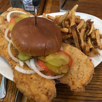 Donnelly's Irish Pub - Pubs Near Me - Peoria, Illinois Donnelly's Irish Pub - Pubs Near Me - Peoria, Illinois
