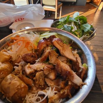 Viet Taste - Vietnamese Near Me - Norridge, Illinois Viet Taste - Vietnamese Near Me - Norridge, Illinois
